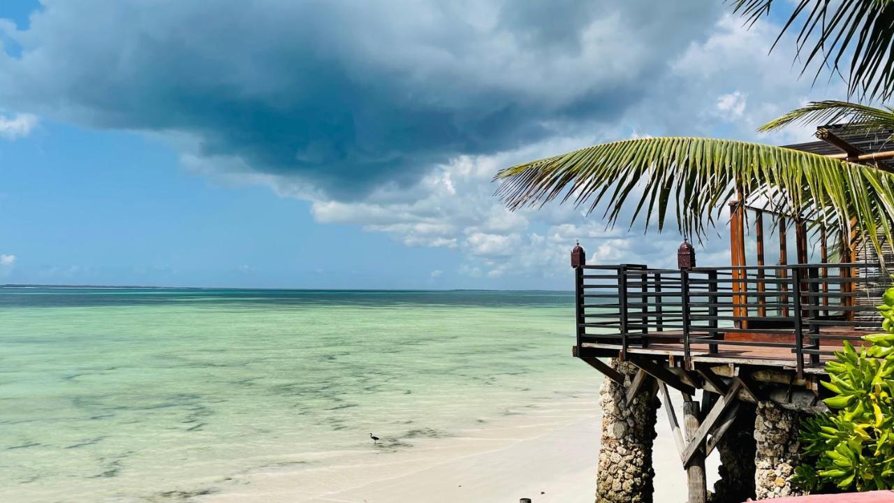 Palumboreef Beach Resort Uroa Exterior photo